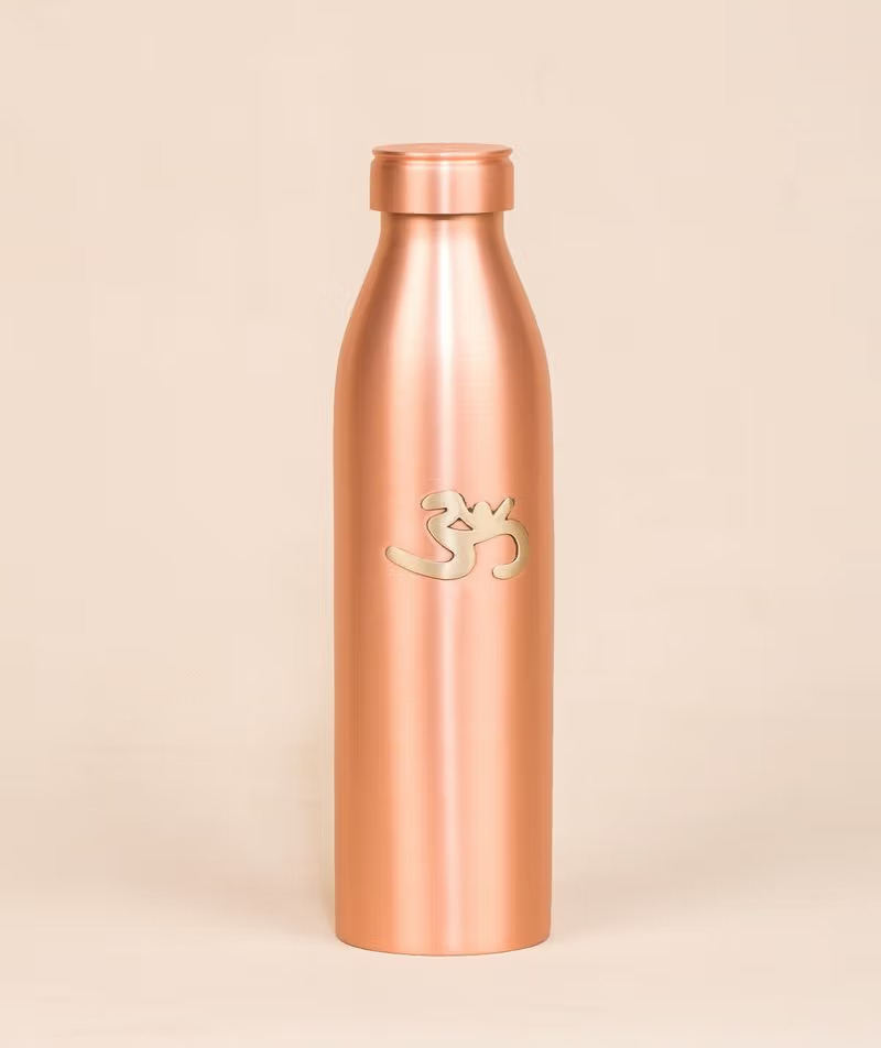Matte Finish Copper Water Bottle with Brass Aum, 950 ml - Image 2