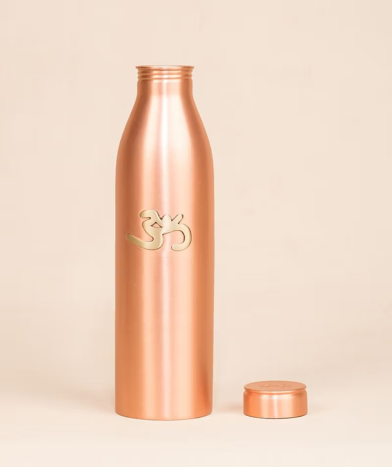 Matte Finish Copper Water Bottle with Brass Aum, 950 ml - Image 4